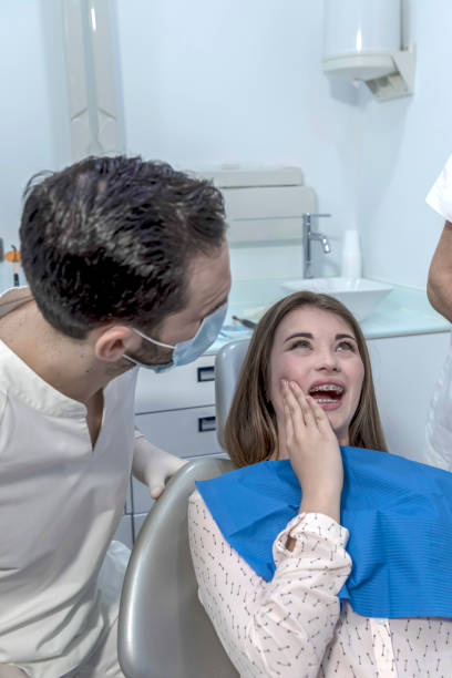 Best Root Canal Emergency Dentist  in Mante, CA